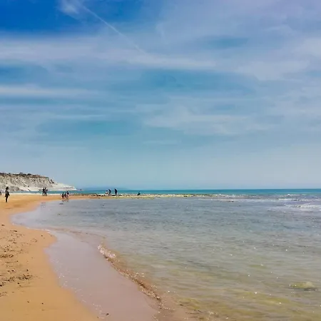 Orizzonte Holidays By Interhome *